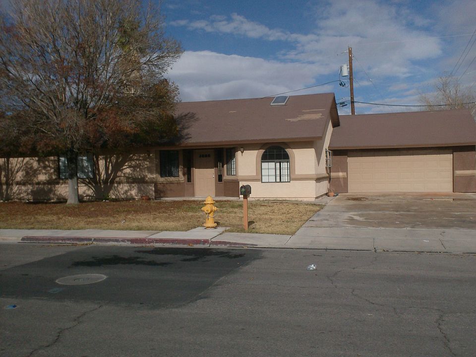 1st image of 4990 E Imperial Ave