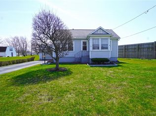 73 Hemenway Rd, Cheektowaga, NY 14225