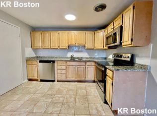 113 Babcock St #31W, Brookline, MA 02446