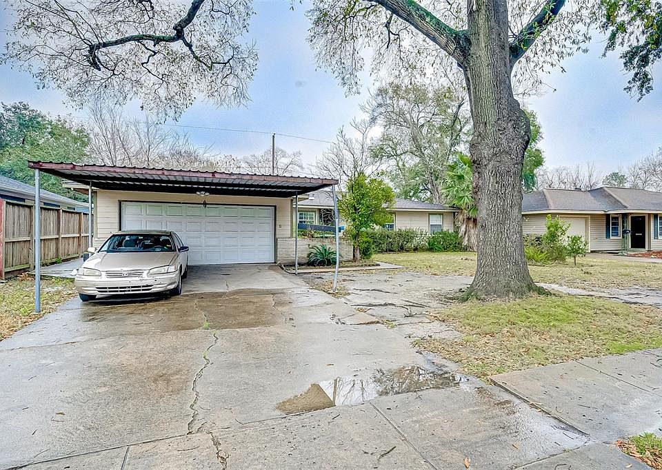 1st image of 1942 Westcrest Dr