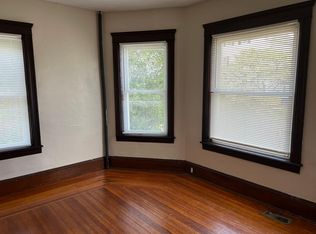 56 Clyde St FLOOR 1, Pawtucket, RI 02860