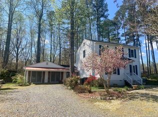 273 N Oakes Cir, Saluda, VA 23149