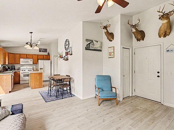 5th image of 3006 Arctic Ave