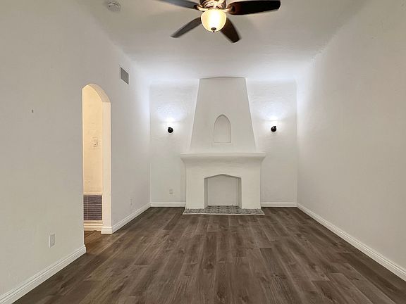 4th image of 3325 E 2nd St APT 7