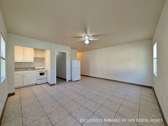 4th image of 1620 2nd St N #1B-1BA-375SQFT