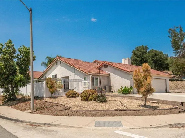 1604 Woodrun Pl, El Cajon, CA 92019