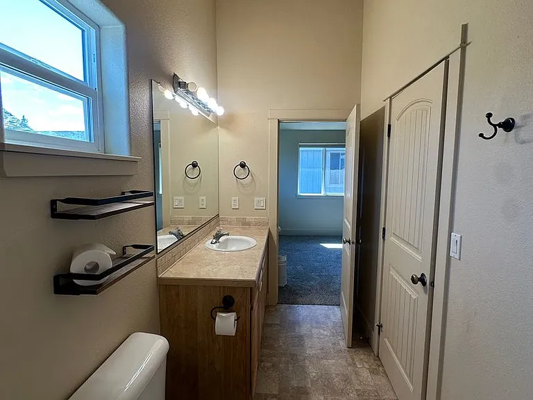 20159 Merriewood Ln — Photo 20