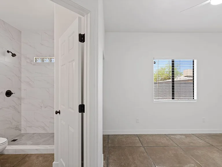 620 E Lester St #2 — Photo 11