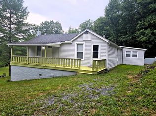 589 Ebenezer Cir, Lexington, VA 24450