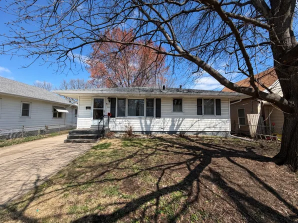 2228 Lyon St, Des Moines, IA 50317