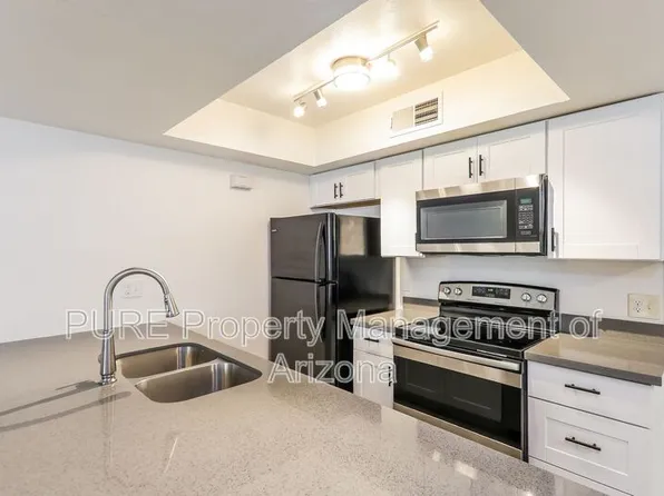 8842 N 8th St Unit 103, Phoenix, AZ 85020