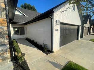 1605 S 17th Pl, Rogers, AR 72758