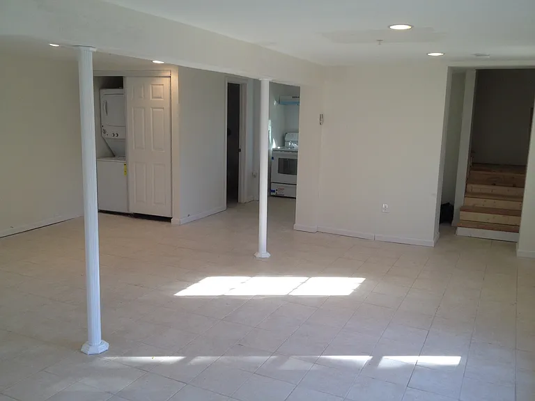 10120 Falls Rd — Photo 7