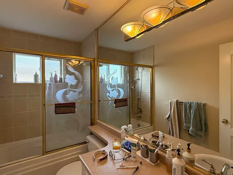 4994 Victory St #MAIN HOUSE — Photo 17