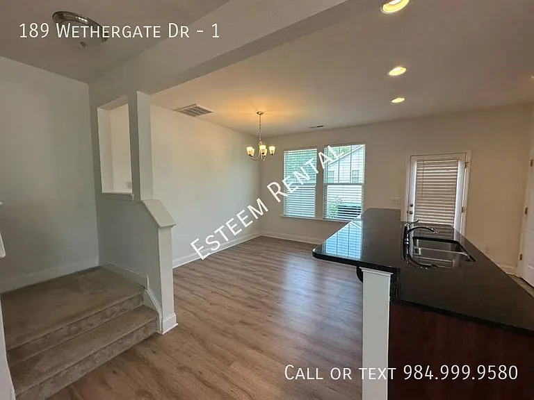 189 Wethergate Dr #1 — Photo 11
