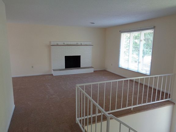 5th image of 13444 Stone Dr
