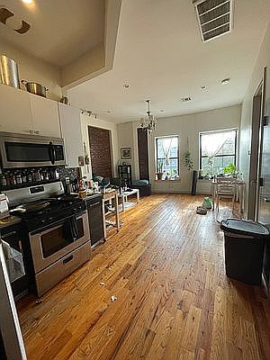 1st image of 1502 Bedford Ave #4R