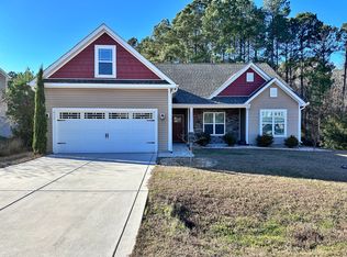 413 Belhaven Ct, Holly Ridge, NC 28445
