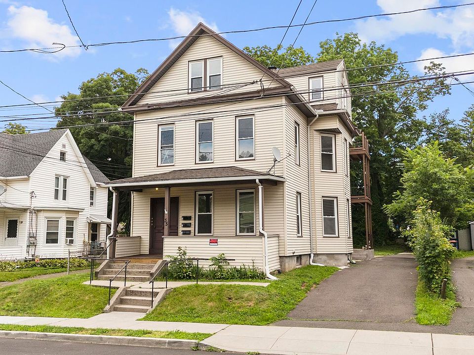 1st image of 35 Newton St #1