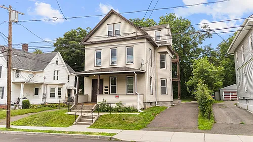 35 Newton St #1 Photo 1