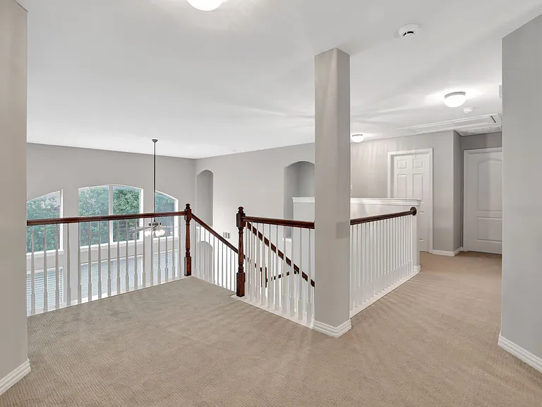 8901 Bent Tree Dr — Photo 44