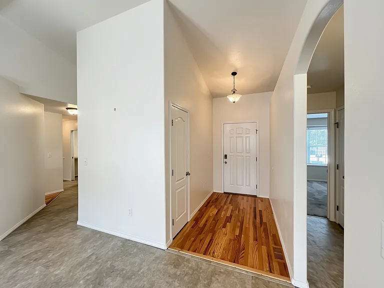 4759 E Tanoak Dr — Photo 6