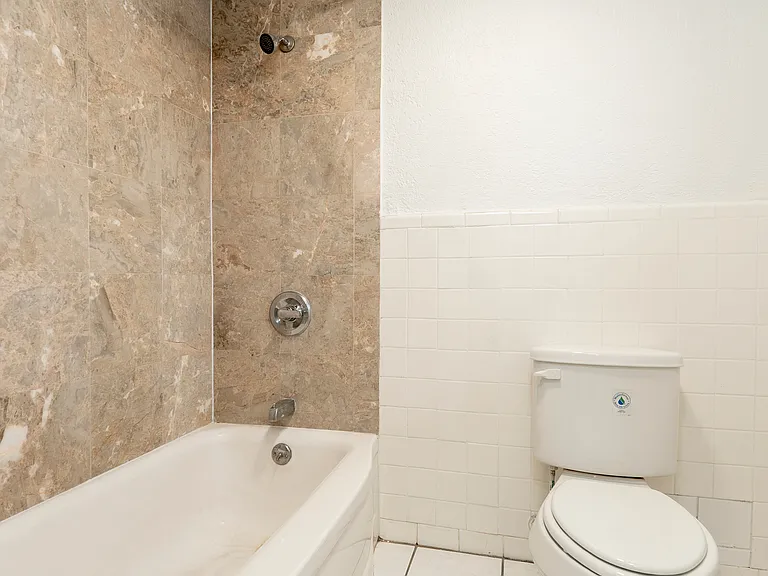 3505 Highway 367 N #A — Photo 8