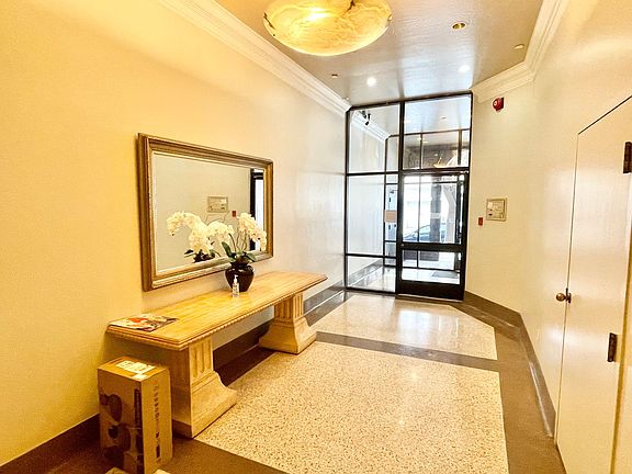 3rd image of 1860 Washington St APT 106