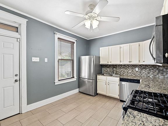 2nd image of 4839 Austria Ave