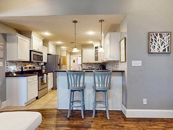 5th image of 123 Steaphon Dr