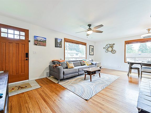5th image of 11515 7th Avenue NE