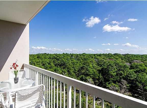 5th image of 515 Topsl Beach Blvd APT 506