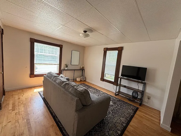 816 N Rodney St — Photo 2