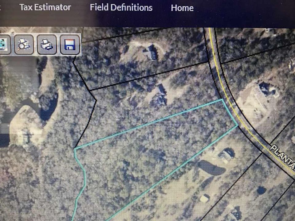 2nd image of Plantation Pointe Dr