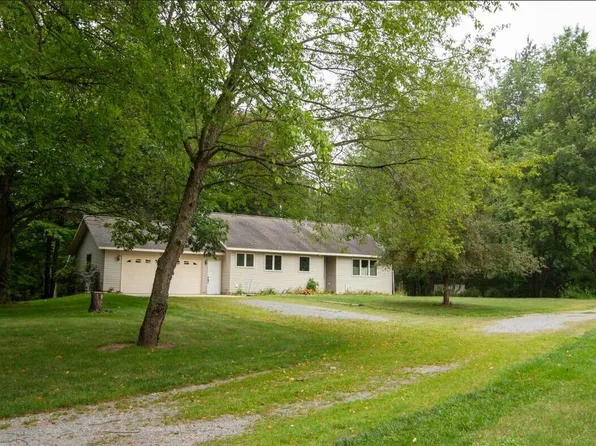 1967 S 152nd Ave, Hesperia, MI 49421