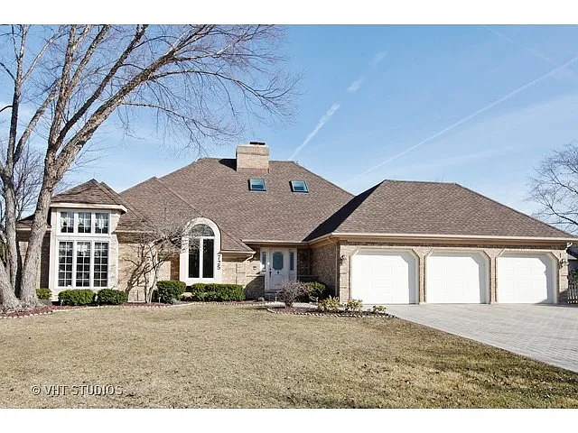 725 Cardigan Ct photo 1