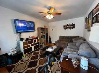 1058 W Cornelia Ave #1, Chicago, IL 60657