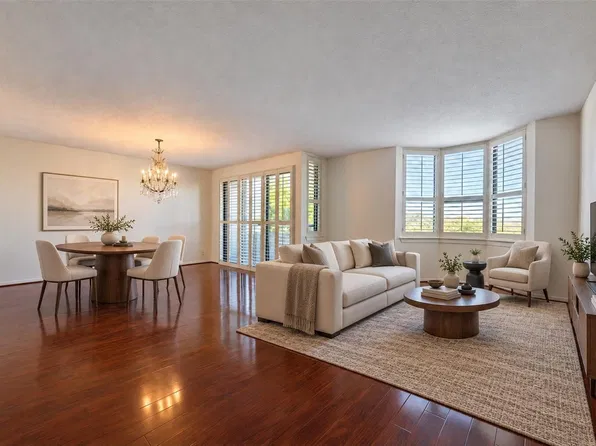 651 Bering Dr Unit 503, Houston, TX 77057