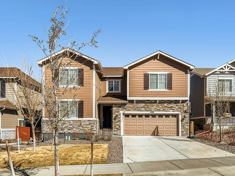 5724 S Fultondale Ct — Photo 1