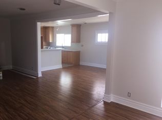 22030 Costanso St, Woodland Hills, CA 91364