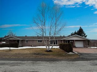 132 Ringuette St, Edmundston, NB E7C 2G6