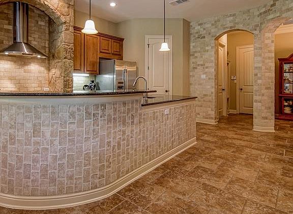 4th image of 110 Feritti Dr