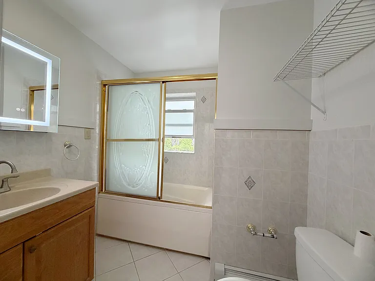 361 Fort Lee Rd #1 — Photo 7