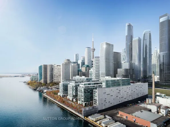 15 Queens Quay E #208, Toronto, ON M5E 0A4