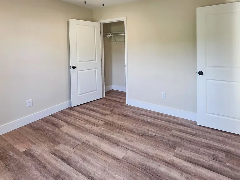 1422 Nolan Ave NW — Photo 7