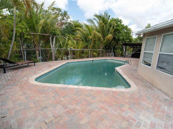 1701 NW 55th Ave, Lauderhill, FL 33313