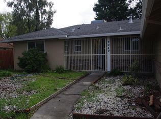 7049 21st St, Sacramento, CA 95822