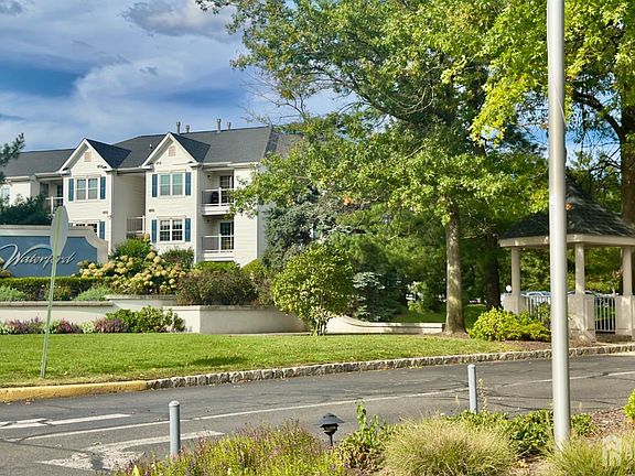 2nd image of 1133 Waterford Dr