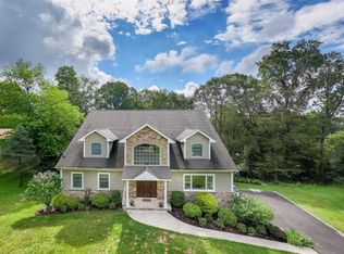 390 Forest Hill Way, Mountainside, NJ 07092