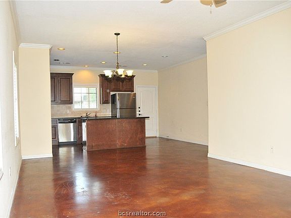 2nd image of 2600 Mandi Ct